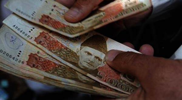 PM Shehbaz fixes minimum wage at Rs25,000