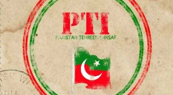 PTI workers protest outside houses of dissident party MNAs