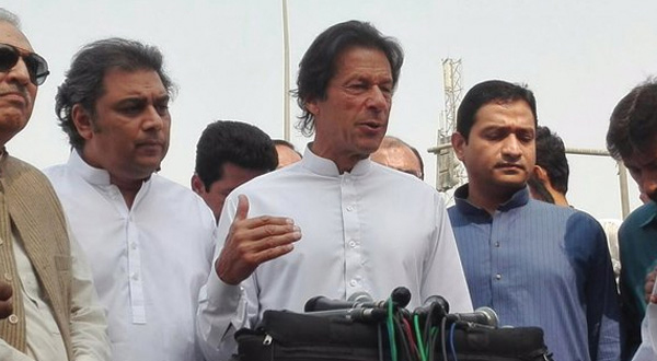 PM Imran arrives in Lahore to meet Chaudhry brothers