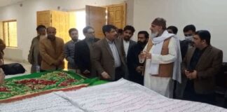 World's largest handwritten manuscript of Holy Quran displayed in Sahiwal