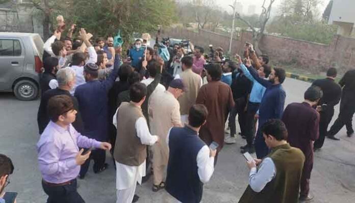 Attack on Sindh House: PTI workers released on personal guarantee