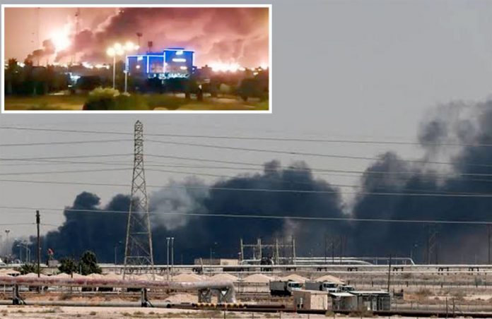 سعودی عرب: ارامکو کی تنصیبات پر حوثیوں کے ڈرون حملوں کے بعد دھواں اور شعلے بلند ہورہے ہیں