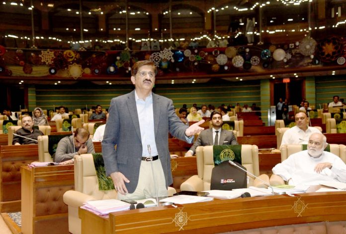 کراچی:وزیراعلیٰ سندھ سید مراد علی شاہ اسمبلی اجلاس سے خطاب کررہے ہیں
