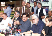 کراچی: وزیراعلیٰ سندھ مراد علی شاہ مائی کراچی نمائش میں میڈیا سے گفتگو کررہے ہیں
