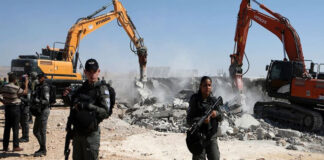 اسرائیل کا ریاستی جبر، فلسطینی خاندان اپنا مکان مسمار کرنے پرمجبور